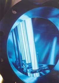 Th 0604ondisplay05 Th 0604ondisplay05