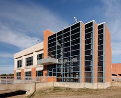 1602wwft1 P04 1602wwft1 P04