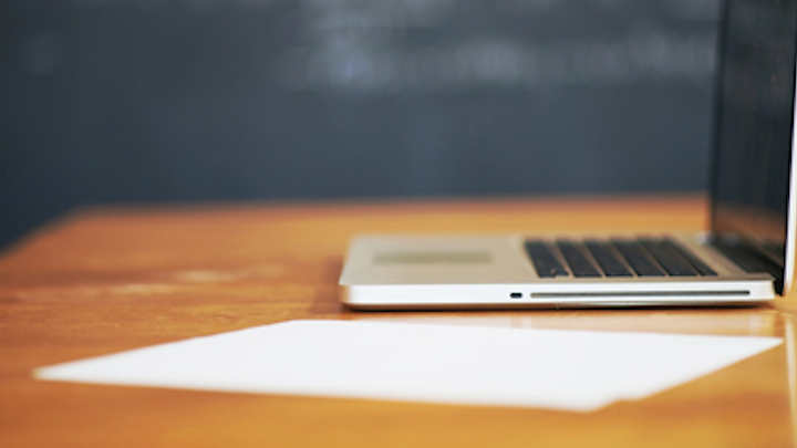 Content Dam Ww Online Articles 2016 05 Apple Desk Laptop Working