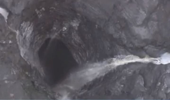 Screen shot of the FMulberry, Fla. sinkhole from above. Courtesy: abcnews.com.