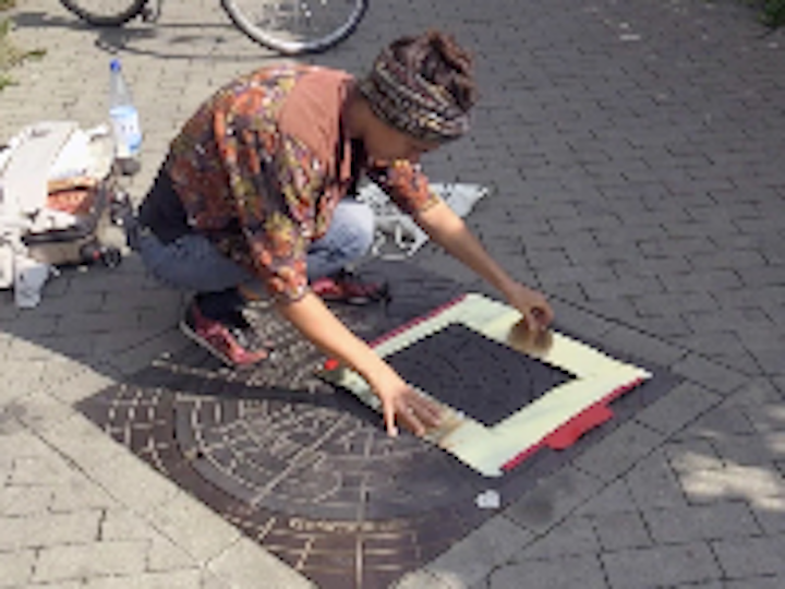 Content Dam Ww Online Articles 2016 09 Ww Newscast 20160906 Story3 Berlin Manhole Cover Artwork Raff Credit Associated Press 200x150