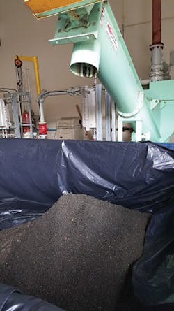 1612wwadv2 P02 1612wwadv2 P02