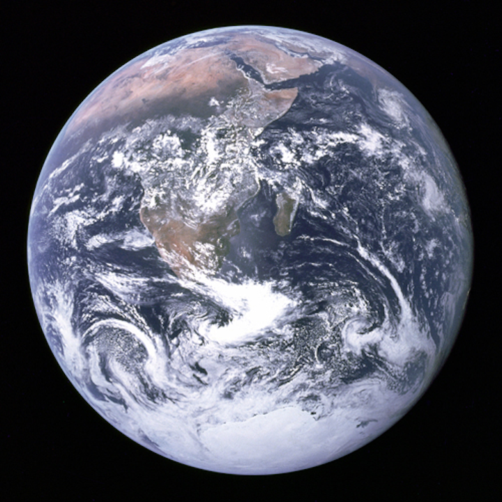 Content Dam Ww Online Articles 2017 02 The Earth Seen From Apollo 17