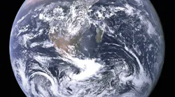 Content Dam Ww Online Articles 2017 02 The Earth Seen From Apollo 17
