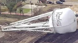 Content Dam Ww Online Articles 2017 02 Ww Newscast 20170213 Story2b Rowlett Texas Water Tower2 Demolished Credit Kdfw 200x150