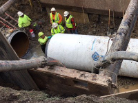 Content Dam Ww Online Articles 2017 10 Ww Newscast 20171030 Story1 Great Lakes Water Authority Water Main Repair Credit Glwa Twitter 200x150