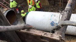 Content Dam Ww Online Articles 2017 10 Ww Newscast 20171030 Story1 Great Lakes Water Authority Water Main Repair Credit Glwa Twitter 200x150