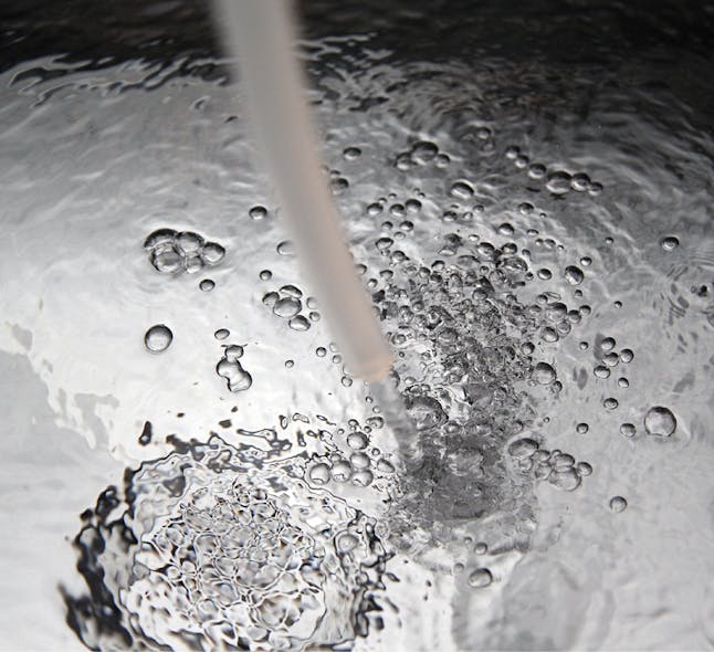 1711wwft1 P02 Gwrs Tasting Sinks Ultra Pure Water