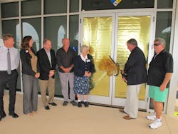 Content Dam Ww Online Articles 2017 11 Leed Ribbon Cutting Photo