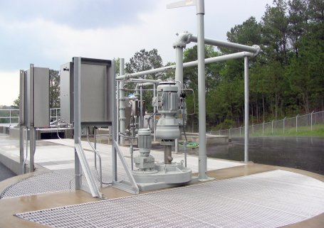 PISTA&circledR; hydraulic forced vortex grit chambers. Photo: Smith & Loveless.