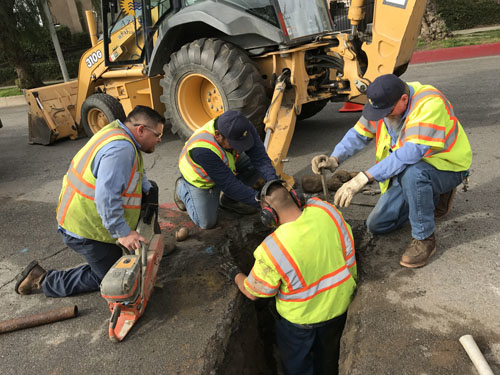 Content Dam Ww Online Articles 2018 03 Azusa Water Crew