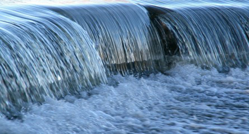 Content Dam Ww Online Articles 2018 03 Flowing Over Dam3 2zzdkla069w41vgdywog7e