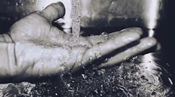 Content Dam Ww Online Articles 2018 05 Black And White Close Up Hand 165985