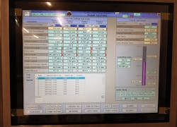 1806wwwum P03 1806wwwum P03