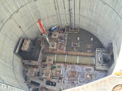 1808wwuw1 P01 1808wwuw1 P01