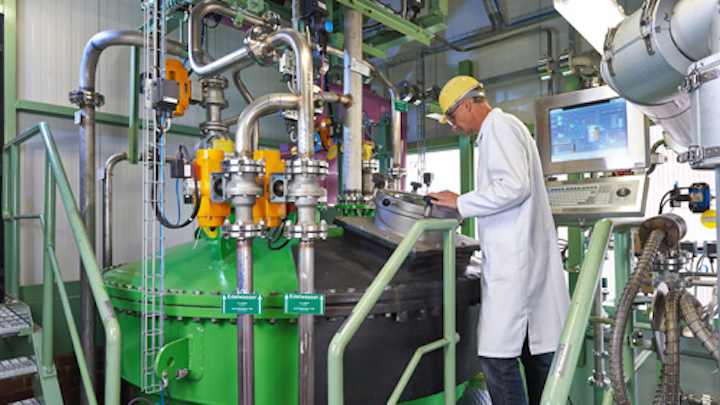 Content Dam Ww Online Articles 2018 11 Wwi Lanxess Ionenaustauscherbetrieb Leverkusen
