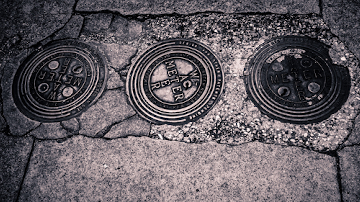 Water meter covers in the city of Tyler, Texas. Photo: Wikimedia Commons.