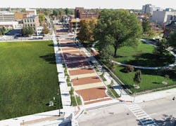 1902wwuw2 P01 1902wwuw2 P01