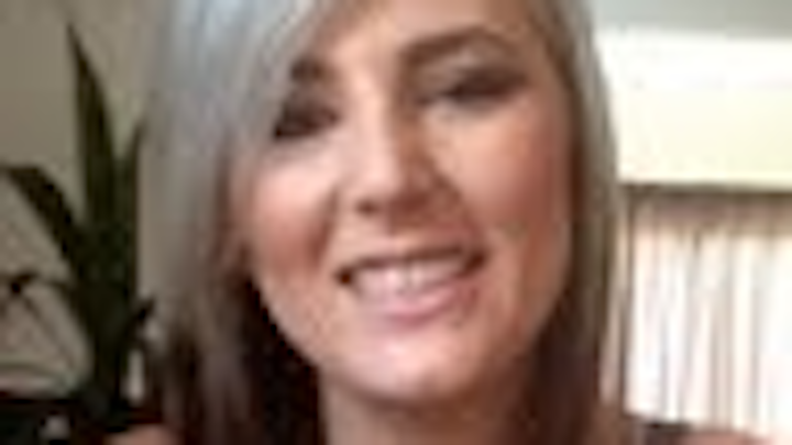 Content Dam Ww En Authors Alanna Maya Leftcolumn Bioentryanddisplay Image File