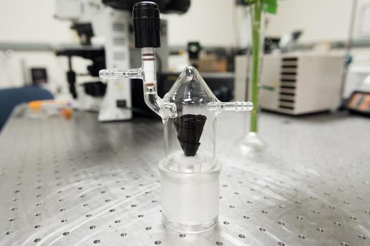 An origami rose provided the inspiration for developing a new kind of solar-steaming system made from layered, black paper sheets shaped into petals.
