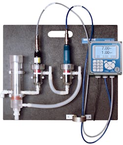 The Rosemount™ FCL Free Chlorine Measuring System from Emerson is a complete system that measures free chlorine in fresh water. The Rosemount™ FCL Free Chlorine Measuring System from Emerson is a complete system that measures free chlorine in fresh water.