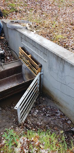 The 790 duckbill was a cost-effective way of reducing flooding in a small residential area. The 790 duckbill was a cost-effective way of reducing flooding in a small residential area.