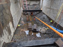 The slip line operation was conducted using a hydraulic winch. The slip line operation was conducted using a hydraulic winch.