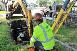 Typical 4' by 12' receiving pit with static pipe bursting equipment. Typical 4' by 12' receiving pit with static pipe bursting equipment.
