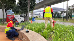 Echologics field specialists gather acoustic properties of a pipe segment using a LeakFinder-ST correlator.