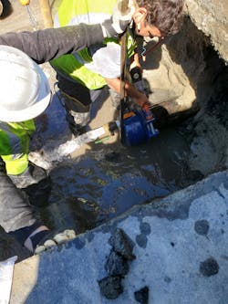 The HYMAX GRIP’s radial closing mechanism holds the pipe tightly in place while allowing water to flow through the end cap. The HYMAX GRIP’s radial closing mechanism holds the pipe tightly in place while allowing water to flow through the end cap.