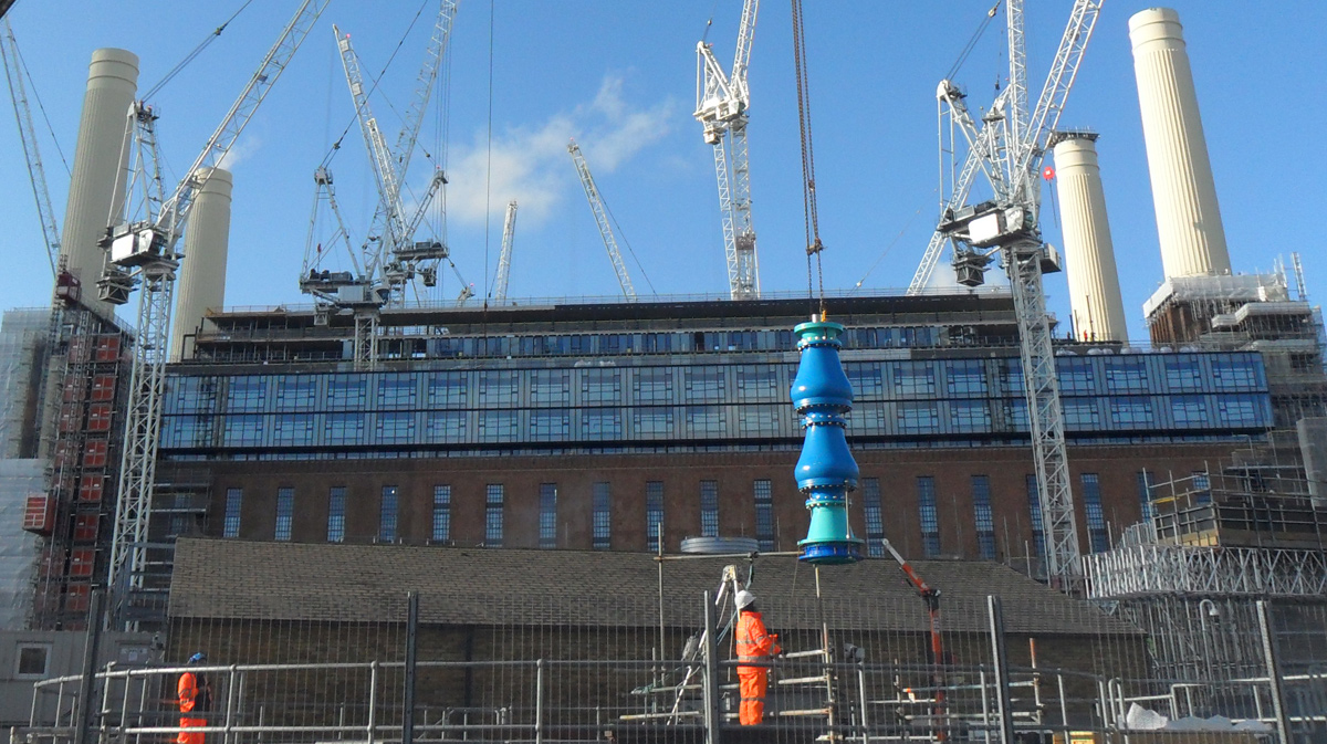 Weg236 New Pump Being Lifted Courtsey Of Stantec Image 6036708fb7b2e