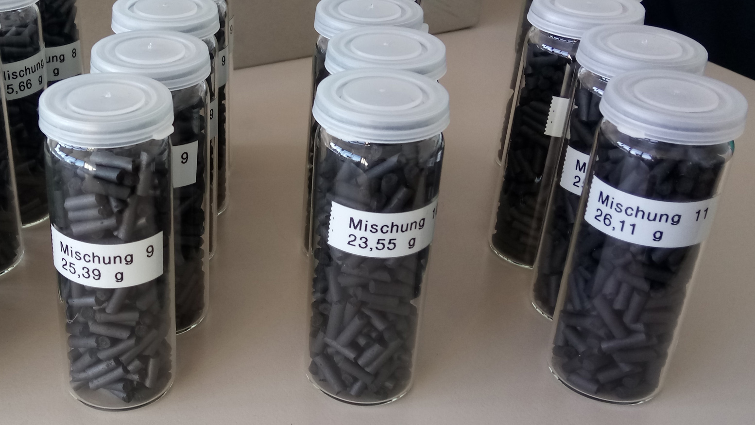 The activated carbon composite from Fraunhofer has an electrical conductivity three times that of conventional granular activated carbon.