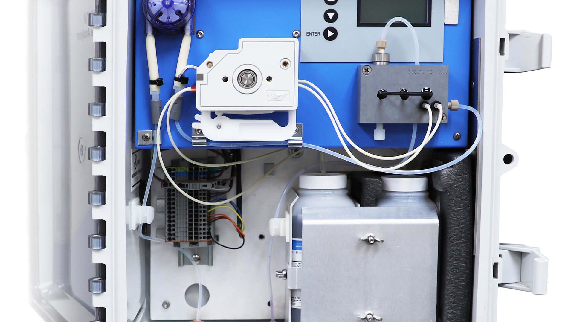 The 3017M DPD Chlorine Analyzer from YSI.