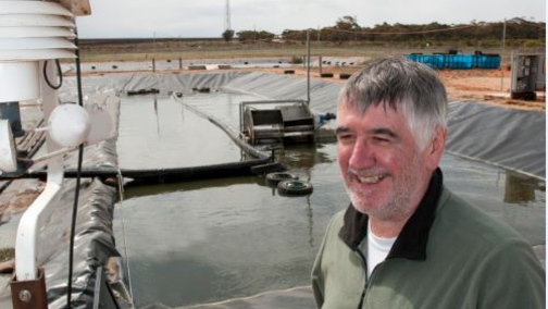 Flinders Professor Howard Fallowfield conducting research at the HRAP at Kingston-on-Murray in South Australia.