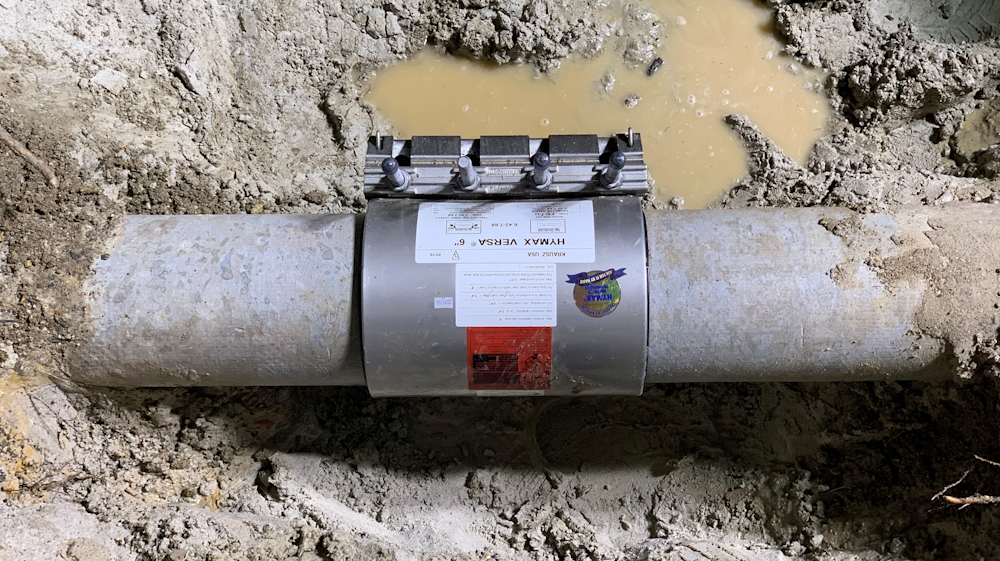 The stainless steel coupling that helped El Dorado reduce its AC pipe repair time. The stainless steel coupling that helped El Dorado reduce its AC pipe repair time.