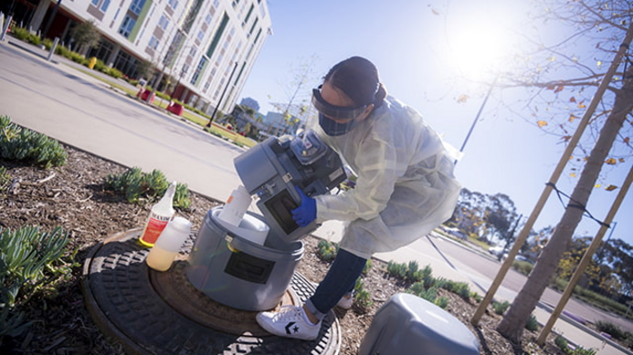 Auto-sampling robots at scores of sites on the UC San Diego campus collected wastewater samples, which were analyzed for levels of SARS-CoV-2 RNA by labs at UC San Diego, with further computational analysis conducted at Andersen&rsquo;s lab at Scripps Research.