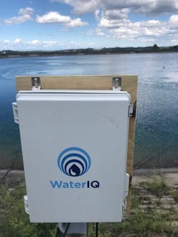 The Pulsar 4000 unit emits ultrasonic frequencies to suppress algae. The Pulsar 4000 unit emits ultrasonic frequencies to suppress algae.