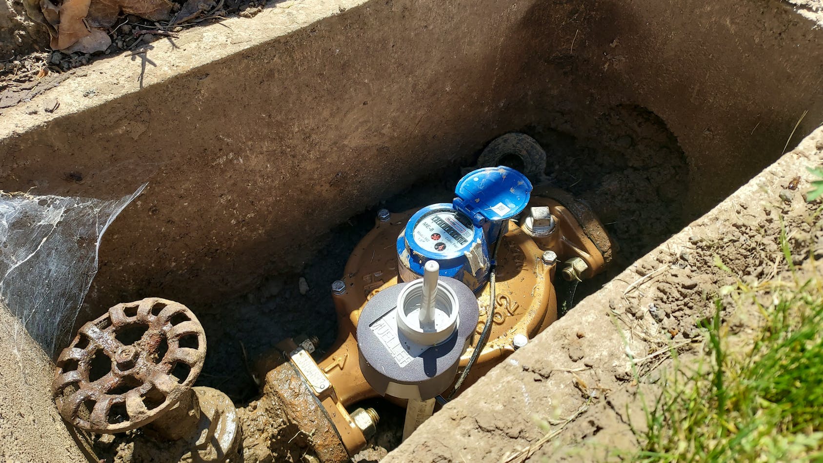 West Slope’s meters are now roughly half of the old and half of the new, providing an excellent opportunity for comparing read times and getting some hard data on efficiencies.