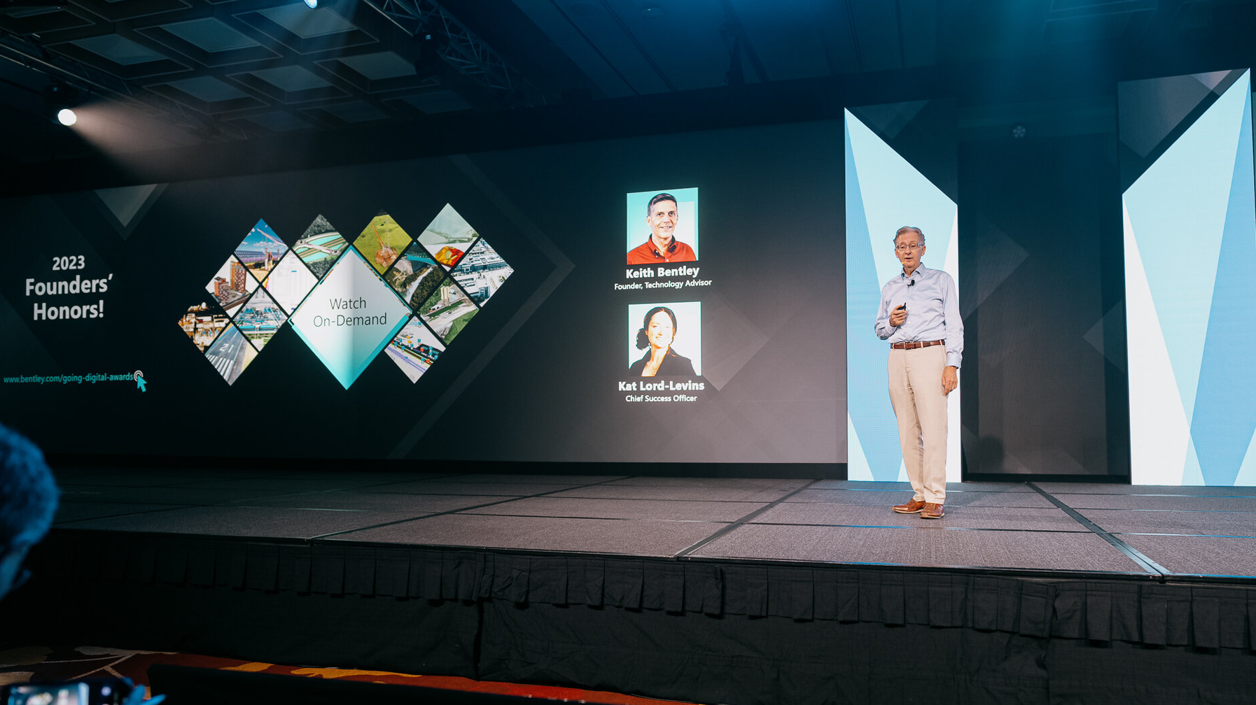 53252324063 2dcbd1c2e7 O 652786c9633f1