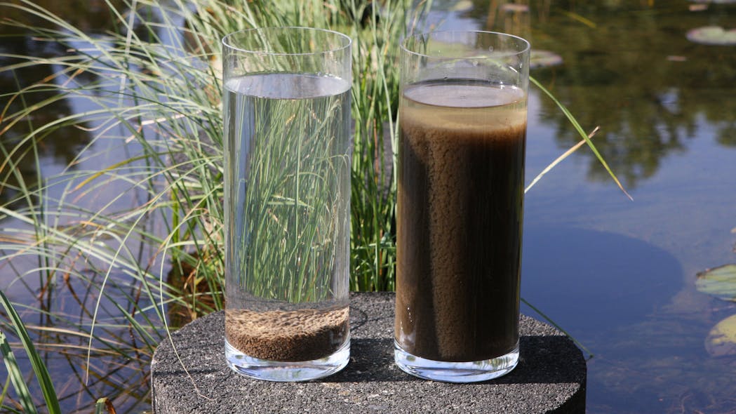 Figure 1: SVI5 comparison of aerobic granular sludge (left) and conventional activated sludge (right).