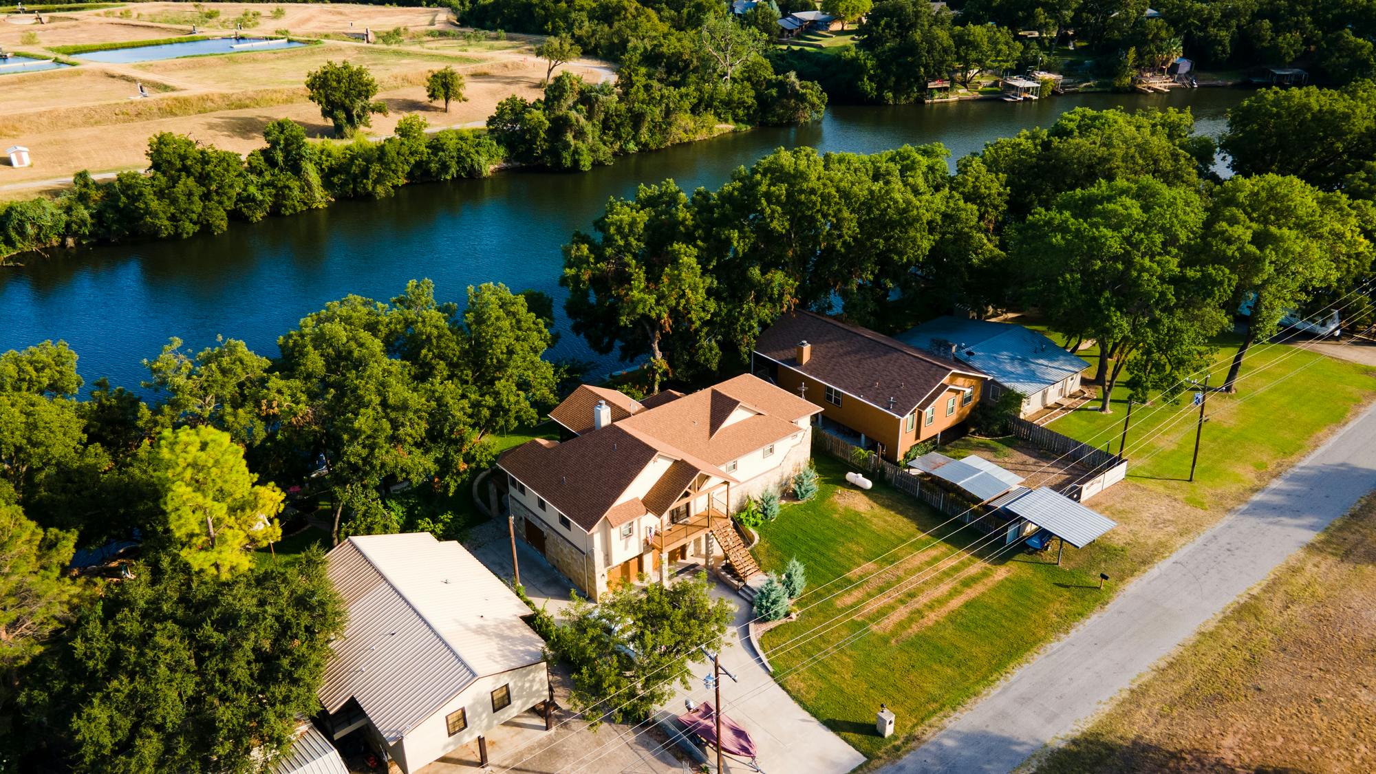 66b4ff30b1f43146f1ffe2b5 Dreamstime M 194509564