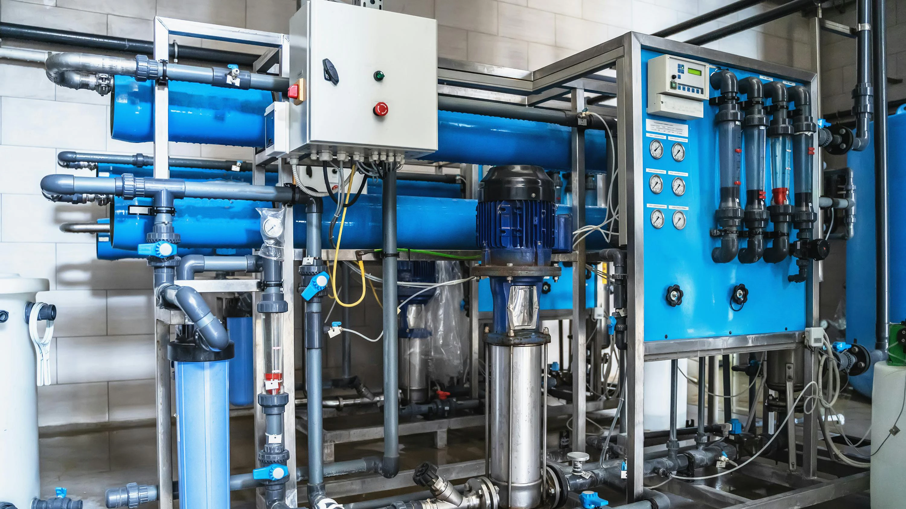 Plant or factory for production of purified drinking water