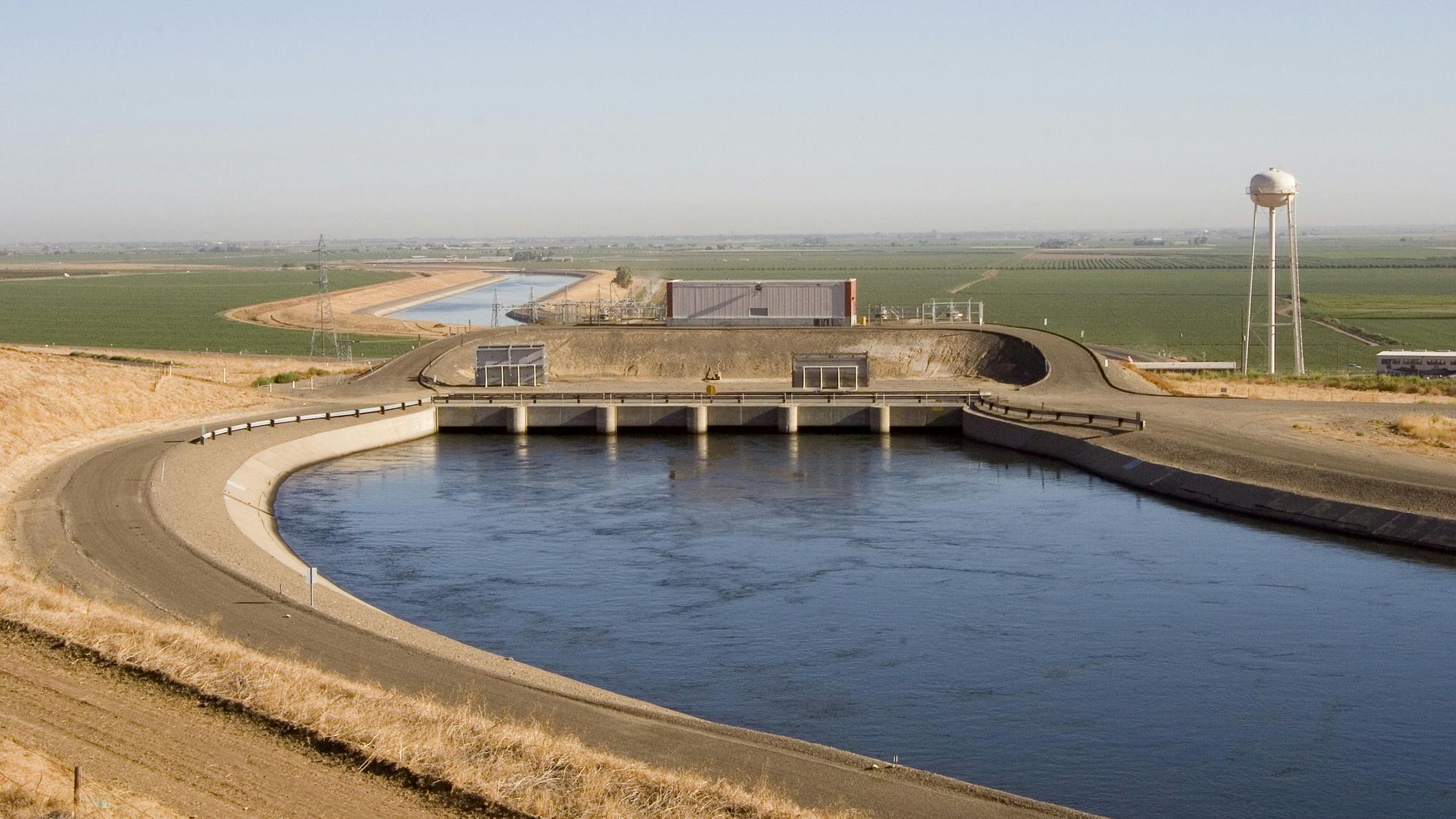 Dos Amigos pumping plant pushes water up hill on the San Luis Canal