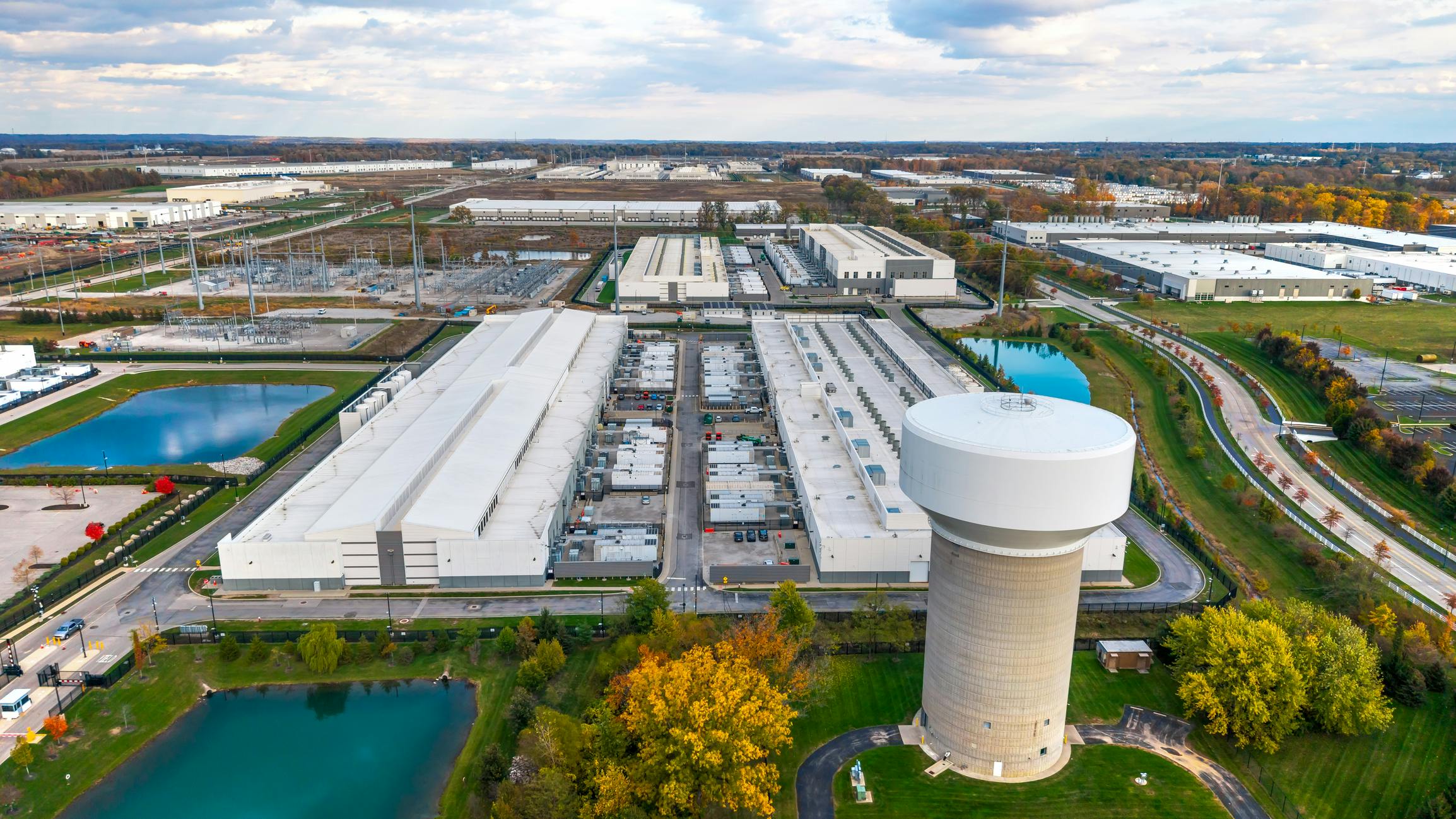 Data centers , power supply and logistics hub in New Albany, Ohio